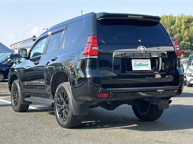 トヨタ ランドクルーザー プラド TX-L 70thアニバーサリーLTD 京都府 2022(令4)年 6.9万km ブラック ワンオーナー/サンルーフ/タンレザーシート/アルパイン9インチナビ【X9NX】/・フルセグTV/・バックカメラ/・CD/DVD/SD/USB/・apple car play/・アンドロイドオート/プリクラッシュセーフティ/オートクルーズコントロール/LEDヘッドランプ/オートライト/オートマチックビーム/前席パワーシート(シートヒーター/クーラー)/純正18インチAW/純正フロアマット/前後ドライブレコーダー/ドアバイザー/ETC/保証書/取扱説明書