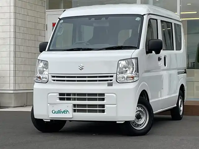 スズキ エブリイ PA 道央・札幌 2024(令6)年 1.1万km スペリアホワイト ・４WD/・ワンオーナー/・純正オーディオ/　FM/AM/・衝突軽減ブレーキ/・レーンキープアシスト/・横滑り防止装置/・クリアランスソナー/・オートライト/・アイドリングストップ/・ヘッドライトレベライザー/・純正フロアマット/・積込冬タイヤスチールホイールセット/・取扱説明書/・保証書/・スペアキー