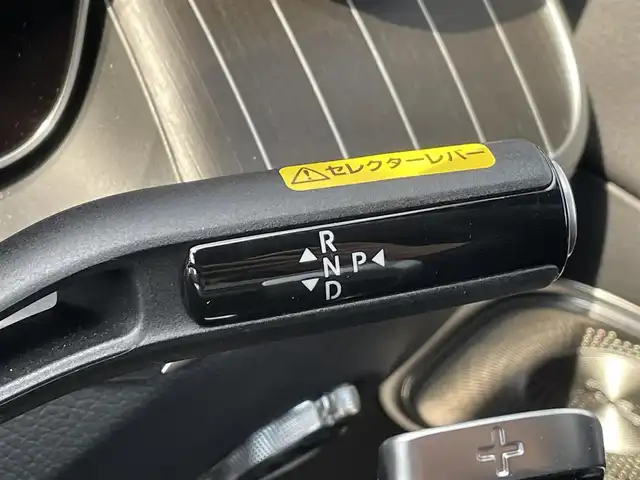 メルセデス・ベンツ Ｍ・ベンツ ＧＬＣ３５０ｅ 4マチック クーペスポーツ EDスター 千葉県 2024(令6)年 0.3万km ポーラホワイト ワンオーナー/AMGレザーエクスクルーシブパッケージ/黒レザーシート/360°カメラ/MBUXマルチメディアシステム/ARナビゲーション/前席パワーシート/全席シートヒーター/エレクトリックテールゲート/パーキングアシスト/アダプティブクルーズコントロール/アクティブブレーキアシスト/アクティブレーンキーピングアシスト/アクティブステアリングアシスト/アクティブレーンチェンジアシスト/アクティブディスタンスアシストコントロール/ブラインドスポットアシスト/トラフィックサインアシスト/ダイナミックロービームヘッドライト/ハローメルセデス/ブルメスターサウンドシステム/純正20インチアルミホイール/パドルシフト/ヘッドアップディスプレイ/キーレスゴー×2/純正前後ドライブレコーダー/パークトロニック/64色アンビエントライト/