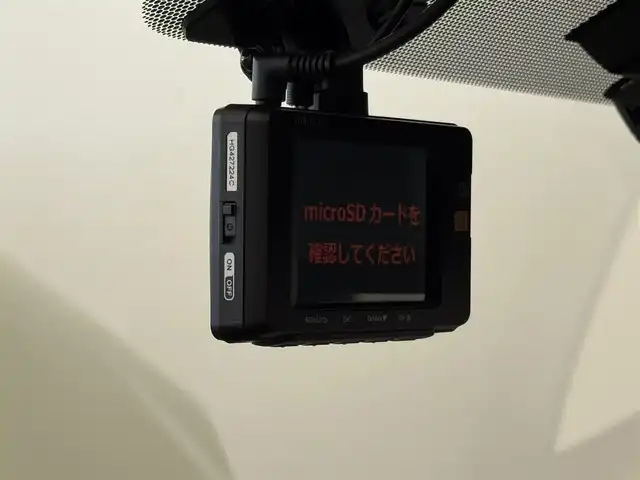 トヨタ アルファードハイブリット X 群馬県 2015(平27)年 8.9万km ラグジュアリーホワイトパールクリスタルシャインガラスフレーク 安全装備/・クリアランスソナー/・クルーズコントロール/・オートライト/社外10インチナビ/・AM/FM/AUX/SD/・Bluetooth/USB/・CD/DVD/MSV/バックカメラ/フリップダウンモニター/両側電動スライドドア/ETC/LEDヘッドライト/フォグランプ/純正ドアバイザー/純正フロアマット/スマートキー/プッシュスタート