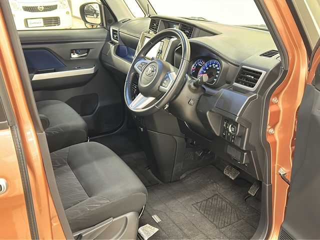 トヨタ ルーミー カスタムG S 道央・札幌 2018(平30)年 3万km ブラックマイカメタリック/ブリリアントカッパークリスタルマイカ 2トーン ワンオーナー//HDDナビ//フルセグテレビ//バックカメラ//アイドリングストップ//クルーズコントロール//プッシュスタート//両側パワースライドドア//ETC//オートライト//ドライブレコーダー//シートヒーター//エンジンスターター