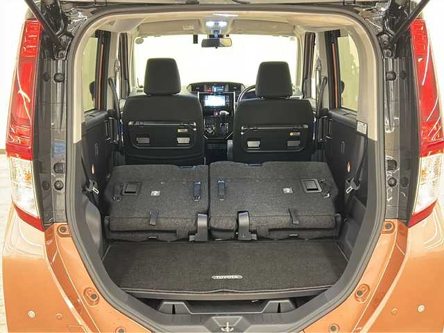 トヨタ ルーミー カスタムG S 道央・札幌 2018(平30)年 3万km ブラックマイカメタリック/ブリリアントカッパークリスタルマイカ 2トーン ワンオーナー//HDDナビ//フルセグテレビ//バックカメラ//アイドリングストップ//クルーズコントロール//プッシュスタート//両側パワースライドドア//ETC//オートライト//ドライブレコーダー//シートヒーター//エンジンスターター