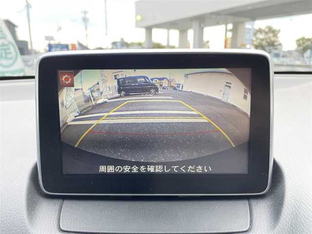 マツダ デミオ XD ツーリング 三重県 2016(平28)年 9万km スノーフレイクホワイトパールマイカ 登録時89478km/禁煙車/純正メーカーオプションナビ/・フルセグ・Ｂｌｕｅｔｏｏｔｈ・CD/DVD・AUX/・USB・SD・AM/FM/クルーズコントロール/前席シートヒーター/バックカメラ/パドルシフト/バックカメラ/衝突軽減ブレーキ/ビルドインＥＴＣ/ターボ/軽油/純正１６インチアルミホイール/HUD/簡易MTモード付ATシフト/アイドリングストップ/LEDヘッドライト/純正フロアマット