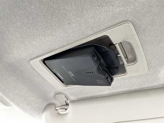 マツダ デミオ XD ツーリング 三重県 2016(平28)年 9万km スノーフレイクホワイトパールマイカ 登録時89478km/禁煙車/純正メーカーオプションナビ/・フルセグ・Ｂｌｕｅｔｏｏｔｈ・CD/DVD・AUX/・USB・SD・AM/FM/クルーズコントロール/前席シートヒーター/バックカメラ/パドルシフト/バックカメラ/衝突軽減ブレーキ/ビルドインＥＴＣ/ターボ/軽油/純正１６インチアルミホイール/HUD/簡易MTモード付ATシフト/アイドリングストップ/LEDヘッドライト/純正フロアマット