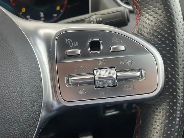 メルセデス・ベンツ Ｂ２００ｄ AMGライン 東京都 2019(令1)年 4万km 黒 アドバンスドパッケージ/レーダーセーフティパッケージ/メーカーナビ/フルセグTV/USB/Bluetooth/360°カメラ/ハーフレザーシート/シートヒーター/パワーシート/アダプティブクルーズコントロール/ブラインドスポットモニター/レーンキープアシスト/スマートキー/ETC