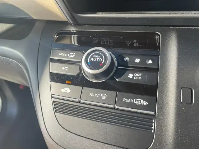 ホンダ フリード G ホンダセンシング 福岡県 2019(令1)年 3.6万km ホワイトオーキッドパール 純正9型SDナビ(フルセグTV/CD/DVD/BT)バックカメラホンダセンシング両側パワスラコーナーセンサークルコンドラレコETC純正LED純正フロアマットスマートキープッシュスタート