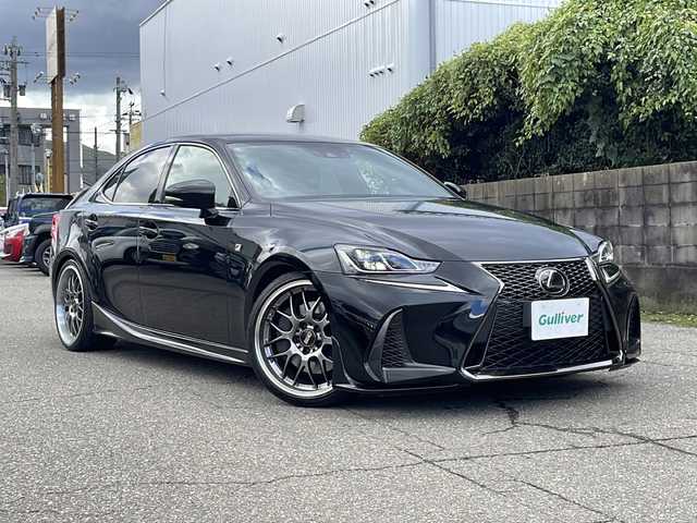 レクサス ＩＳ 300 Fスポーツ 福井県 2018(平30)年 6.7万km ブラック ワンオーナー/メーカー純正ナビーション/（CD/DVDS/BT）/フルセグテレビ/バックカメラ/BBS19インチアルミホイール/プリクラッシュセーフティ/レーンキープアシスト/アダプティブクルーズコントロール/パワーシート/シートヒーター/ステアリングリモコン/パドルシフト/ハーフレザーシート/LEDヘッドライト/オートリトラミー/オートハイビーム/オートライト/プッシュスタート/スマートキー/保証書/取扱説明書