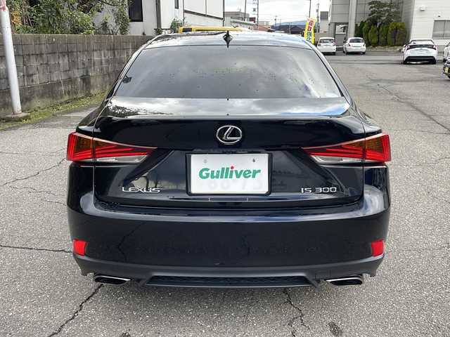 レクサス ＩＳ 300 Fスポーツ 神奈川県 2018(平30)年 6.7万km ブラック ワンオーナー/メーカー純正ナビーション/（CD/DVDS/BT）/フルセグテレビ/バックカメラ/BBS19インチアルミホイール/プリクラッシュセーフティ/レーンキープアシスト/アダプティブクルーズコントロール/パワーシート/シートヒーター/ステアリングリモコン/パドルシフト/ハーフレザーシート/LEDヘッドライト/オートリトラミー/オートハイビーム/オートライト/プッシュスタート/スマートキー/保証書/取扱説明書