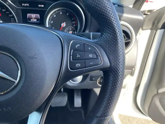 メルセデス・ベンツ ＣＬＡ１８０ Sブレイク AMG スタイル 福岡県 2018(平30)年 3.8万km ポーラホワイト ・クルーズコントロール/・純正ナビ/Bluetooth/USB/carplay/・バックカメラ/・ハーフレザーシート/シートヒーター/・ドライブレコーダー/・フルセグ/・ETC/・純正18AW/・ブラインドスポット