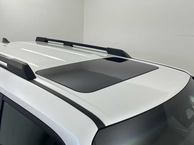 トヨタ ランドクルーザー ２５０ VX 秋田県 2024(令6)年 0.9万km プラチナホワイトパールマイカ 純正ナビ /フルセグTV /全方位カメラ/バックカメラ/サンルーフ /ETC2.0/電動リアゲート /デジタルインナーミラー /シートヒーター /ステアリングリモコン /オートエアコン/ライトレベライザー/オートマチックハイビーム/電格ミラー/ルーフレール/スマートキー/スペアキー有/クリアランスソナー/オートライト/純正フロアマット/コーナーセンサー/ウィンカーミラー/純正AW/フォグライト/ルーフーレール /運転席パワーシート /クルーズコントロール/オートライト/自動パーキングブレーキ/オートホールド/ステアリングリモコン/ステアリングヒーター/保証書/取扱説明書