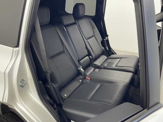 トヨタ ランドクルーザー ２５０ VX 秋田県 2024(令6)年 0.9万km プラチナホワイトパールマイカ 純正ナビ /フルセグTV /全方位カメラ/バックカメラ/サンルーフ /ETC2.0/電動リアゲート /デジタルインナーミラー /シートヒーター /ステアリングリモコン /オートエアコン/ライトレベライザー/オートマチックハイビーム/電格ミラー/ルーフレール/スマートキー/スペアキー有/クリアランスソナー/オートライト/純正フロアマット/コーナーセンサー/ウィンカーミラー/純正AW/フォグライト/ルーフーレール /運転席パワーシート /クルーズコントロール/オートライト/自動パーキングブレーキ/オートホールド/ステアリングリモコン/ステアリングヒーター/保証書/取扱説明書