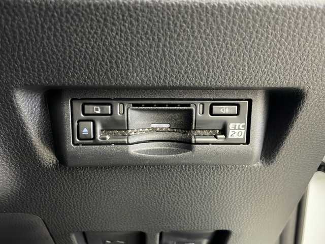 トヨタ ランドクルーザー ２５０ VX 秋田県 2024(令6)年 0.9万km プラチナホワイトパールマイカ 純正ナビ /フルセグTV /全方位カメラ/バックカメラ/サンルーフ /ETC2.0/電動リアゲート /デジタルインナーミラー /シートヒーター /ステアリングリモコン /オートエアコン/ライトレベライザー/オートマチックハイビーム/電格ミラー/ルーフレール/スマートキー/スペアキー有/クリアランスソナー/オートライト/純正フロアマット/コーナーセンサー/ウィンカーミラー/純正AW/フォグライト/ルーフーレール /運転席パワーシート /クルーズコントロール/オートライト/自動パーキングブレーキ/オートホールド/ステアリングリモコン/ステアリングヒーター/保証書/取扱説明書