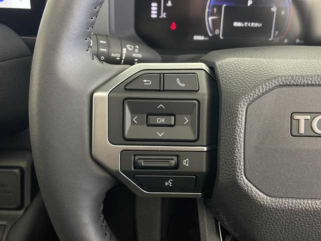 トヨタ ランドクルーザー ２５０ VX 秋田県 2024(令6)年 0.9万km プラチナホワイトパールマイカ 純正ナビ /フルセグTV /全方位カメラ/バックカメラ/サンルーフ /ETC2.0/電動リアゲート /デジタルインナーミラー /シートヒーター /ステアリングリモコン /オートエアコン/ライトレベライザー/オートマチックハイビーム/電格ミラー/ルーフレール/スマートキー/スペアキー有/クリアランスソナー/オートライト/純正フロアマット/コーナーセンサー/ウィンカーミラー/純正AW/フォグライト/ルーフーレール /運転席パワーシート /クルーズコントロール/オートライト/自動パーキングブレーキ/オートホールド/ステアリングリモコン/ステアリングヒーター/保証書/取扱説明書