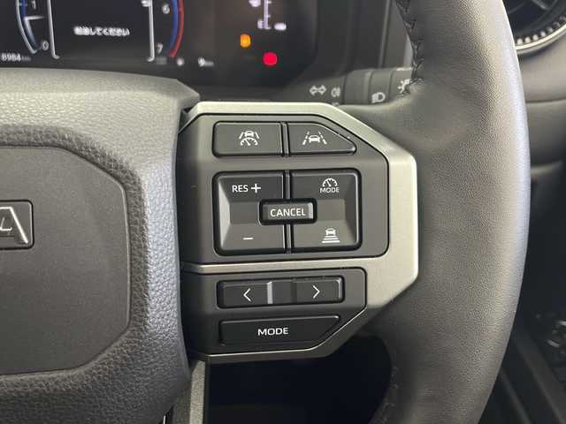 トヨタ ランドクルーザー ２５０ VX 秋田県 2024(令6)年 0.9万km プラチナホワイトパールマイカ 純正ナビ /フルセグTV /全方位カメラ/バックカメラ/サンルーフ /ETC2.0/電動リアゲート /デジタルインナーミラー /シートヒーター /ステアリングリモコン /オートエアコン/ライトレベライザー/オートマチックハイビーム/電格ミラー/ルーフレール/スマートキー/スペアキー有/クリアランスソナー/オートライト/純正フロアマット/コーナーセンサー/ウィンカーミラー/純正AW/フォグライト/ルーフーレール /運転席パワーシート /クルーズコントロール/オートライト/自動パーキングブレーキ/オートホールド/ステアリングリモコン/ステアリングヒーター/保証書/取扱説明書