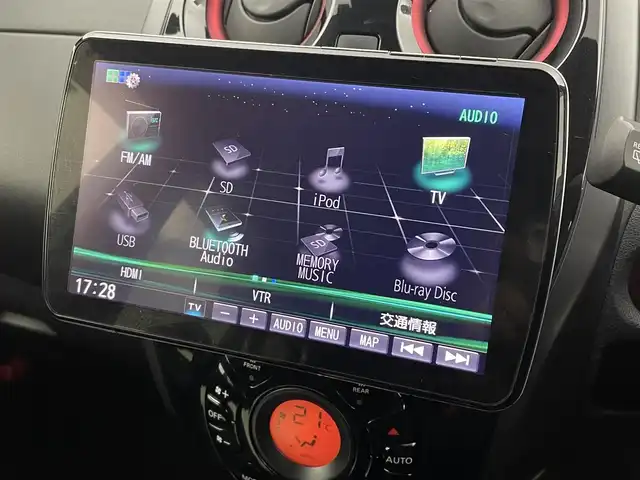 日産 ノート e－パワー ニスモ 宮城県 2019(令1)年 5万km シルバー ディスプレイオーディオ/・BT接続/・CD/DVD/・ブルーレイ対応/・USB入力/・AM/FM/純正16インチAW/クルーズコントロール/レザーシート/・ニスモ専用/LEDヘッドライト/・フォグランプ/レーンキープアシスト/革巻きステアリング/・ステアリングスイッチ