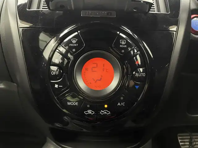 日産 ノート e－パワー ニスモ 宮城県 2019(令1)年 5万km シルバー ディスプレイオーディオ/・BT接続/・CD/DVD/・ブルーレイ対応/・USB入力/・AM/FM/純正16インチAW/クルーズコントロール/レザーシート/・ニスモ専用/LEDヘッドライト/・フォグランプ/レーンキープアシスト/革巻きステアリング/・ステアリングスイッチ