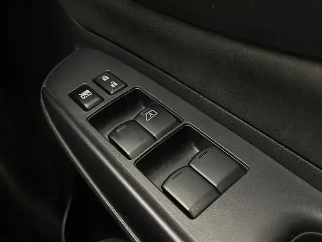 日産 ノート e－パワー ニスモ 宮城県 2019(令1)年 5万km シルバー ディスプレイオーディオ/・BT接続/・CD/DVD/・ブルーレイ対応/・USB入力/・AM/FM/純正16インチAW/クルーズコントロール/レザーシート/・ニスモ専用/LEDヘッドライト/・フォグランプ/レーンキープアシスト/革巻きステアリング/・ステアリングスイッチ