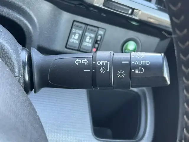 ホンダ ステップワゴン スパーダ ホンダセンシング 静岡県 2019(令1)年 3.9万km プレミアムスパークルブラックパール ホンダセンシング/純正7インチナビ/FM/AM/フルセグTV/Bluetooth/iPod/SD/3列シート（7人乗り）/追従クルーズコントロール/両側パワースライドドア/ターボエンジン/バックカメラ/ETC/純正フロアマット/LEDヘッドライト/オートライト/オートハイビーム/純正16AW