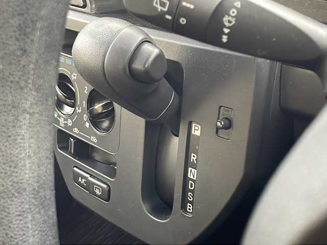 トヨタ ピクシスメガ D 岐阜県 2020(令2)年 3.9万km タングステングレーM ワンオーナー　/フルフラットシート　/ベンチシート　/電動格納ミラー　/純正フロアマット　/アクセサリーソケット　/ISOFIX　/14インチアルミホイール　/アイドリングストップ　/フロントフォグランプ　/保証書