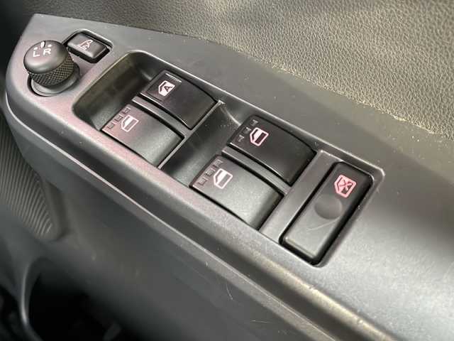 トヨタ ピクシスメガ D 岐阜県 2020(令2)年 3.9万km タングステングレーM ワンオーナー　/フルフラットシート　/ベンチシート　/電動格納ミラー　/純正フロアマット　/アクセサリーソケット　/ISOFIX　/14インチアルミホイール　/アイドリングストップ　/フロントフォグランプ　/保証書