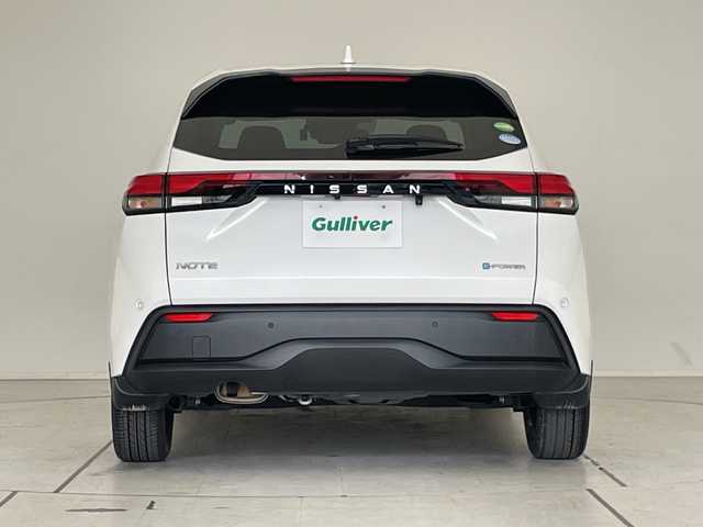 日産 ノート X 愛知県 2021(令3)年 5.5万km ピュアホワイトパール 純正9型ナビ/バックカメラ/コーナーセンサー/LEDヘッドライト/オートマチックハイビーム/ドライブレコーダー/ETC/衝突軽減システム/フルセグ/CD DVD/Bluetooth/ステアリングスイッチ/スマートキー/プッシュスタート