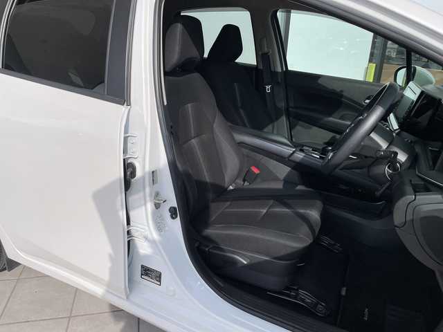 日産 ノート X 愛知県 2021(令3)年 5.5万km ピュアホワイトパール 純正9型ナビ/バックカメラ/コーナーセンサー/LEDヘッドライト/オートマチックハイビーム/ドライブレコーダー/ETC/衝突軽減システム/フルセグ/CD DVD/Bluetooth/ステアリングスイッチ/スマートキー/プッシュスタート