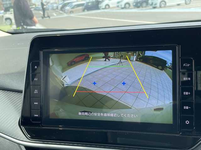 日産 ノート X 愛知県 2021(令3)年 5.5万km ピュアホワイトパール 純正9型ナビ/バックカメラ/コーナーセンサー/LEDヘッドライト/オートマチックハイビーム/ドライブレコーダー/ETC/衝突軽減システム/フルセグ/CD DVD/Bluetooth/ステアリングスイッチ/スマートキー/プッシュスタート