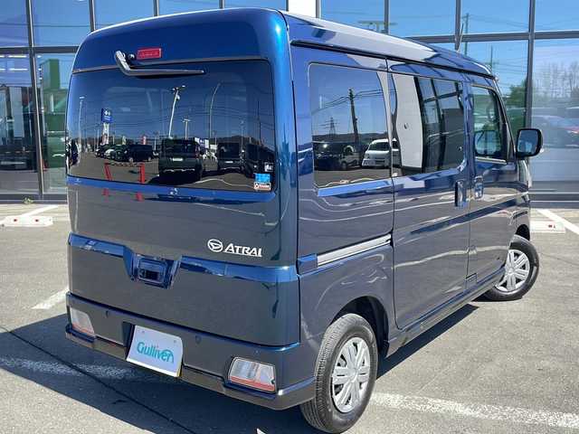 ダイハツ アトレー バン RS 道東・釧路十勝 2023(令5)年 1.3万km レーザーブルークリスタルシャイン ・ワンオーナー/・４WD/・純正ディスプレイオーディオ/（androidauto applecarplay HDMI USB ipod BT フルセグ)/・バックカメラ/・両側パワースライドドア/・クルーズコントロール/・純正ドライブレコーダー/・純正エンジンスターター/・スマートキー/・プッシュスタート/・純正ラバーフロアマット/・アイドリングストップ/・衝突被害軽減ブレーキ/・横滑り防止装置/・純正ETC/・電動格納ミラー/・前後パーキングセンサー/・ステアリングスイッチ/・LEDヘッドライト/・LEDフォグライト/・オートマチックハイビーム/・保証書/・取扱説明書