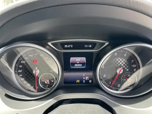 メルセデス・ベンツ Ａ１８０ スポーツ 福岡県 2016(平28)年 3.9万km ノーザンライツブラック レーダーセーフティパッケージ/アダプティブクルーズコントロール/ブラインドスポットモニター/レーンキープアシスト/アクティブセーフティブレーキ/純正ディスプレイオーディオ/ApplecarPlay/androidauto/バックカメラ/Bluetooth/ハーフレザーシート/前席シートヒーター/LEDヘッドライト/ステアリングスイッチ/ドライブレコーダー　/純正１８インチアルミホイール