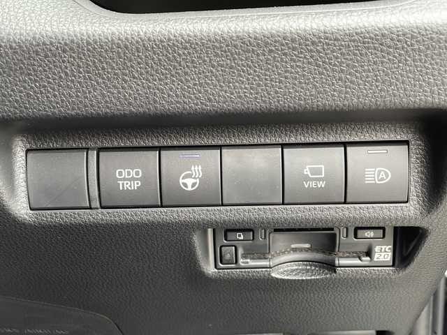 トヨタ ＲＡＶ４ アドベンチャー オフロードPKGⅡ 千葉県 2023(令5)年 1.5万km アティチュードブラックマイカ 4WD/純正10.5インチディスプレイオーディオ/（コネクティッドナビ対応）Plus/FM・AM・フルセグTV・Bluetooth Audio/AppleCarPlay対応/全方位・バックカメラ/前後ドライブレコーダー（ZDR035）/レーダークルーズコントロール/純正18インチアルミホイール/前後コーナーセンサー/トヨタセーフティセンス/ステアリングヒーター/革巻きステアリング/電動格納シート/黒レザーシート/ベンチレーション/シートヒーター/パワーシート/電動パーキング/オートホールド/LEDヘッドライト/オートハイビーム/オートライト/フォグランプ/ルーフレール/プッシュスタート/スマートキー/スペア1本/ETC2.0