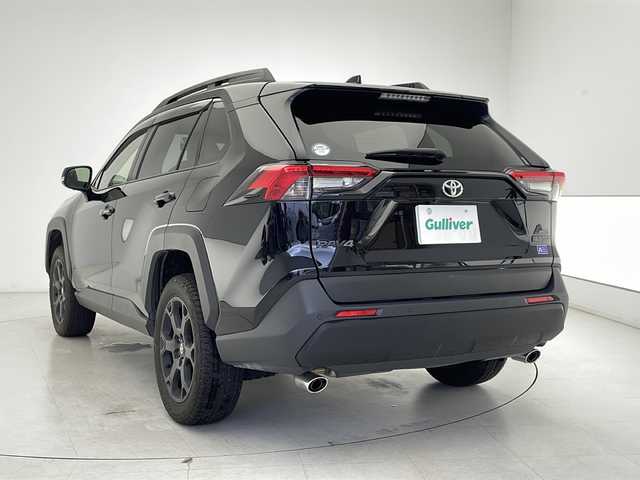 トヨタ ＲＡＶ４ アドベンチャー オフロードPKGⅡ 千葉県 2023(令5)年 1.5万km アティチュードブラックマイカ 4WD/トヨタセーフティセンス/純正10.5インチディスプレイオーディオ/FM/AM/Bluetooth/フルセグTV/AppleCarPlay対応/全方位カメラ/前後ドライブレコーダー（ZDR035）/レーダークルーズコントロール/純正18インチアルミホイール/前後コーナーセンサー/ブラインドスポットモニター/ステアリングヒーター/革巻きステアリング/レザーシート/ベンチレーション/シートヒーター/パワーシート/電動パーキング/オートホールド/LEDヘッドライト/オートハイビーム/オートライト/フォグランプ/ルーフレール/プッシュスタート/スマートキー/スペア1本/ETC2.0