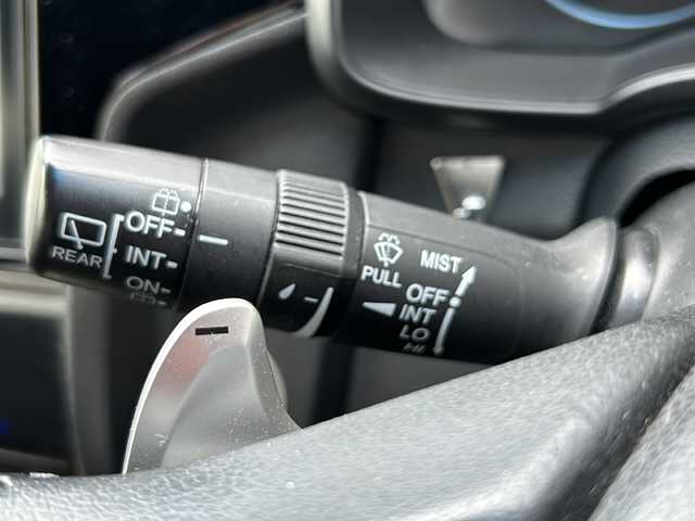 ホンダ フィット RS 山形県 2014(平26)年 12.7万km プレミアムホワイトパール バックカメラ/横滑り防止装置/クルーズコントロール/前方ドライブレコーダー/コムテックレーダー探知機/9インチ純正ナビ/（Bluetooth/フルセグ/AM/FM)/テレビキャンセラー/社外ETC/ステアリングスイッチ/パドルシフト/純正フロアマット/スマートキー×2/オートLEDライト/フォグランプ/電動格納ミラー/社外冬タイヤ積込み/（185/60/R15)