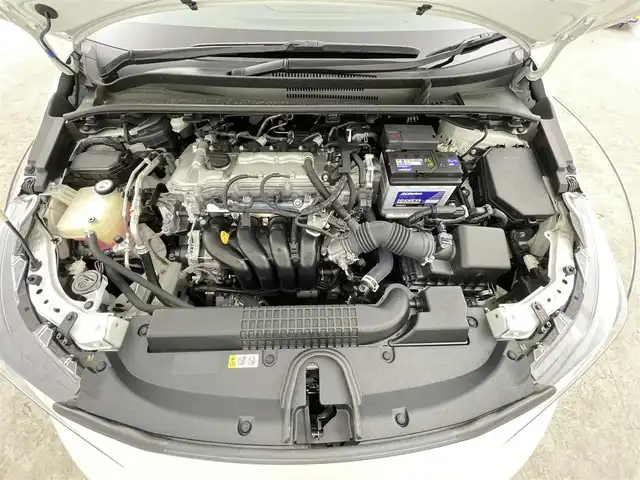 トヨタ カローラ ダブルバイビー 千葉県 2021(令3)年 3.2万km ホワイトパールクリスタルシャイン セーフティセンス（予防安全パッケージ）/・プリクラッシュセーフティ/（歩行者／自転車運転者検知機能付衝突回避支援タイプ）/・レーントレーシングアシスト/・全車速追従機能付レーダークルーズコントロール/・オートマチックハイビーム/・ロードサインアシスト/ブラインドスポットモニター/純正9インチディスプレイオーディオ/・Bluetooth接続/・バックカメラ/合皮レザーシート/・シートヒーター/ステアリングヒーター/スマートキー/LEDヘッドライト/フォグランプ/前後コーナーセンサー/ビルトインETC