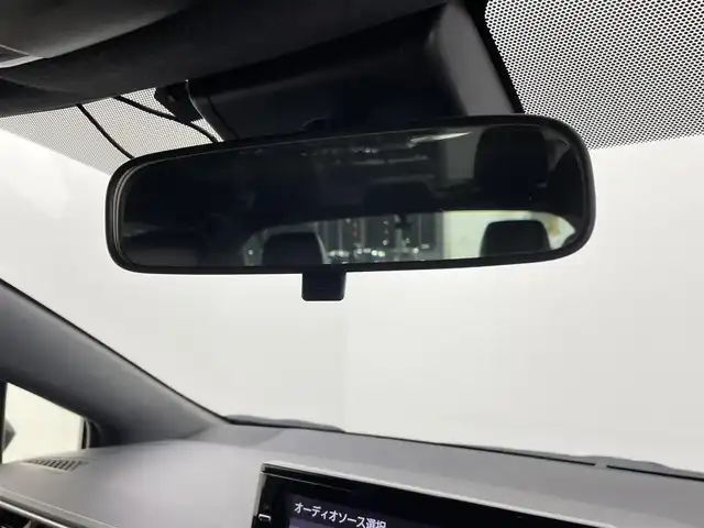 トヨタ カローラ ダブルバイビー 千葉県 2021(令3)年 3.2万km ホワイトパールクリスタルシャイン セーフティセンス（予防安全パッケージ）/・プリクラッシュセーフティ/（歩行者／自転車運転者検知機能付衝突回避支援タイプ）/・レーントレーシングアシスト/・全車速追従機能付レーダークルーズコントロール/・オートマチックハイビーム/・ロードサインアシスト/ブラインドスポットモニター/純正9インチディスプレイオーディオ/・Bluetooth接続/・バックカメラ/合皮レザーシート/・シートヒーター/ステアリングヒーター/スマートキー/LEDヘッドライト/フォグランプ/前後コーナーセンサー/ビルトインETC