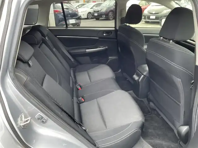 スバル レヴォーグ 1．6GT アイサイト プラウドED 神奈川県 2015(平27)年 11.1万km アイスシルバーメタリック (株)IDOMが運営する【じしゃロン秦野店】の自社ローン専用車両になります。こちらは現金またはオートローンご利用時の価格です。自社ローンご希望の方は別途その旨お申付け下さい/純正ＯＰナビ/ＣＤ/ＤＶＤ/ＢＴ/フルセグ/スマートキー/パワーシート/ＥＴＣ/純正ＡＷ