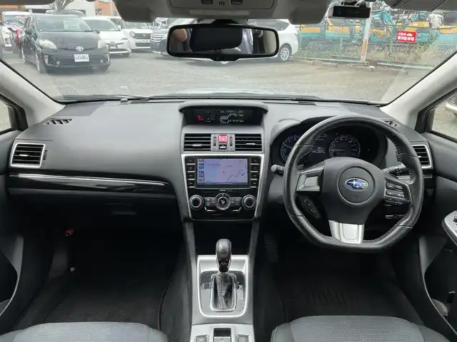 スバル レヴォーグ 1．6GT アイサイト プラウドED 神奈川県 2015(平27)年 11.1万km アイスシルバーメタリック (株)IDOMが運営する【じしゃロン秦野店】の自社ローン専用車両になります。こちらは現金またはオートローンご利用時の価格です。自社ローンご希望の方は別途その旨お申付け下さい/純正ＯＰナビ/ＣＤ/ＤＶＤ/ＢＴ/フルセグ/スマートキー/パワーシート/ＥＴＣ/純正ＡＷ
