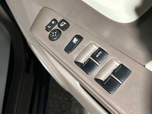 スズキ ＭＲワゴン Wit XS 茨城県 2013(平25)年 4.8万km ミステリアスバイオレットパール 特別使用車:wit/社外ナビ【CN-S310D】/(地デジTV・CD・DVD・BT・ラジオ再生)/ETC/オートライト/HIDヘッドライト/純正14inアルミホイール/純正フロアマット/スマートキー/革巻きステアリング/ステアリングスイッチ/アイドリングストップ/AACエアコン/Pスタート/電動格納ミラー