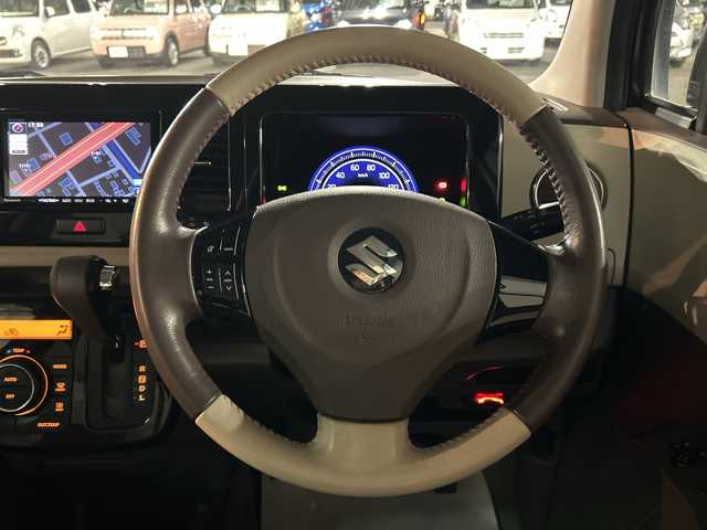 スズキ ＭＲワゴン Wit XS 茨城県 2013(平25)年 4.8万km ミステリアスバイオレットパール 特別使用車:wit/社外ナビ【CN-S310D】/(地デジTV・CD・DVD・BT・ラジオ再生)/ETC/オートライト/HIDヘッドライト/純正14inアルミホイール/純正フロアマット/スマートキー/革巻きステアリング/ステアリングスイッチ/アイドリングストップ/AACエアコン/Pスタート/電動格納ミラー