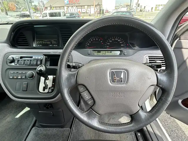 ホンダ アヴァンシア V 奈良県 2002(平14)年 11.2万km プレミアムホワイトパール ユーザー買取車/オーディオプレイヤ―/プレミアムサウンド/V6エンジン/ハーフレザー/パワーシート/社外フロアマット/AAC/Pステアリング/Pウィンドウ/Wエアバック/リモコンキー/保証書/取扱説明書