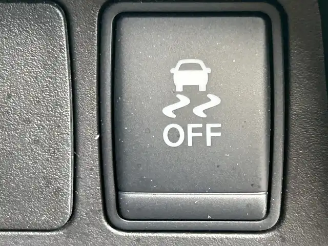 日産 エクストレイル 20X 岡山県 2017(平29)年 8.1万km ダイヤモンドブラック 登録時走行距離80707km/禁煙車/純正ナビ(MJ117D-W)/　(CD/フルセグTV/Bluetooth)/バックカメラ/ビルトインETC/パワーバックドア/ステアリングスイッチ/純正LEDヘッドライト/フォグライト/オートライト/プッシュスタート/スマートキー/アイドリングストップ/純正アルミホイール 18インチ/ドアバイザー/ドライブレコーダー/電動格納ミラー/ミラーヒーター/純正フロアマット/横滑防止装置/盗難防止装置/ドライブレコーダー取扱説明書/ナビゲーション取扱説明書/取扱説明書