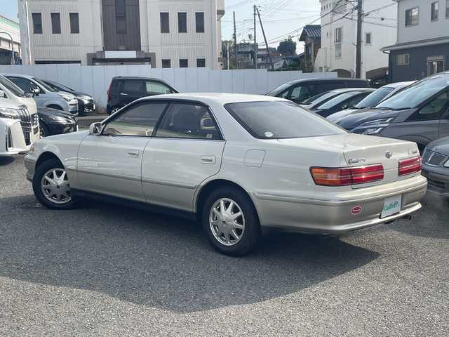 トヨタ マークⅡ グランデ 兵庫県 1997(平9)年 13.7万km 白Ⅱ ワンオーナー/純正オーディオ(AM/FM/CD/MD)/ETC/前方ドライブレコーダー/運転席パワーシート/AAC/純正フロアマット/電動格納ミラー/純正15インチアルミホイール