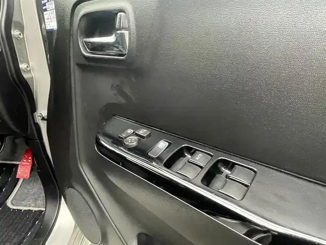 スズキ アルト ワークス 埼玉県 2018(平30)年 11.3万km スチールシルバーM (株)IDOMが運営する【じしゃロン川越店】の自社ローン専用車両になります。/こちらは現金またはオートローンご利用時の価格です。/自社ローンご希望の方は別途その旨お申付け下さい/純正ナビ/・フルセグ/CD/AM/FM/MSV/バックカメラ/前ドラレコ/衝突軽減ブレーキ/レカロシート/ステアリングスイッチ/純正フロアマッド/パドルシフト/レーダーブレーキサポード/プッシュスタート/スマートキー/バックカメラ/アイドリングストップ
