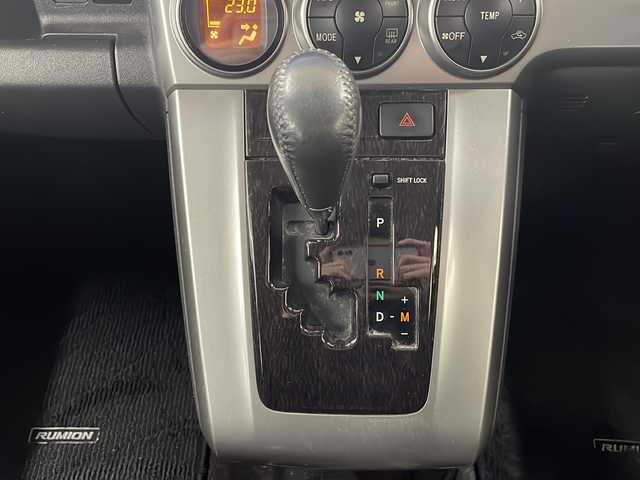 トヨタ カローラ ルミオン 1．8S エアロツアラー 道央・札幌 2010(平22)年 4.7万km ブラックマイカ ・4WD/・寒冷地仕様/・純正ナビ/ワンセグTV/DVD/CD/AUX/・パドルシフト/・キーレス/・ワイパーデアイサー/・電格ミラー