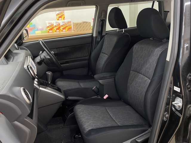 トヨタ カローラ ルミオン 1．8S エアロツアラー 道央・札幌 2010(平22)年 4.7万km ブラックマイカ ・4WD/・寒冷地仕様/・純正ナビ/ワンセグTV/DVD/CD/AUX/・パドルシフト/・キーレス/・ワイパーデアイサー/・電格ミラー