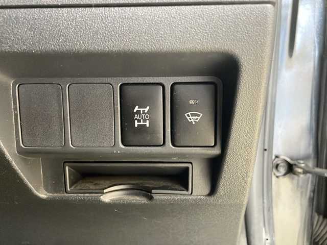トヨタ カローラ ルミオン 1．8S エアロツアラー 道央・札幌 2010(平22)年 4.7万km ブラックマイカ ・4WD/・寒冷地仕様/・純正ナビ/ワンセグTV/DVD/CD/AUX/・パドルシフト/・キーレス/・ワイパーデアイサー/・電格ミラー