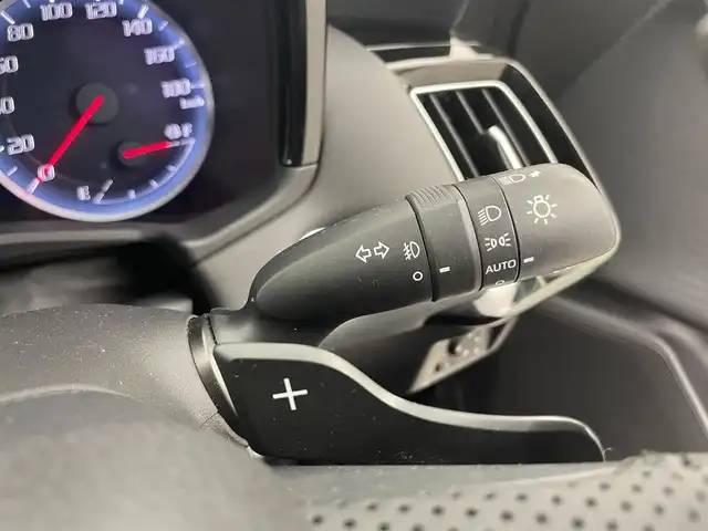 トヨタ クラウン ハイブリッド S Cパッケージ Four 富山県 2019(平31)年 7.2万km ブラック 4WD/純正ナビ（AM/FM/DVD/BT/USB/フルセグ）/バックカメラ/ドライブレコーダー/ETC/ヘッドアップディスプレイ/ブラインドスポットモニター/パワーシート/シートヒーター/ハンドルヒーター/衝突被害軽減システム/レーダークルーズコントロール/レーンキープアシスト/コーナーセンサー/横滑り防止装置/アイドリングストップ/純正アルミホイール/純正フロアマット/オートLEDライト/オートマチックハイビーム/オートホールド付電子パーキング/ウッドコンビステアリング/ステアリングスイッチ/パドルシフト/スマートキー/スペアキー