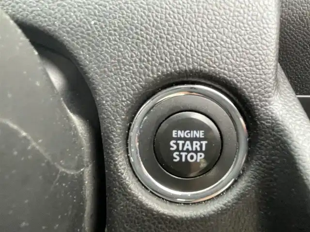スズキ ワゴンＲ HYBRID FX 埼玉県 2020(令2)年 8.4万km スペリアホワイト (株)IDOMが運営する【じしゃロン川越店】の自社ローン専用車両になります。こちらは現金またはオートローンご利用時の価格です。自社ローンご希望の方は別途その旨お申付け下さい/社外ナビ　NXR16III/Bluetooth/CD/衝突軽減ブレーキ/レーンキープアシスト/ETC/シートヒーター/スマートキー（スペア×１）/プッシュスタート/ドアバイザー/純正フロアマット/サマータイヤ＆ホイールキャップ付き車載
