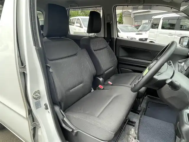スズキ ワゴンＲ HYBRID FX 埼玉県 2020(令2)年 8.4万km スペリアホワイト (株)IDOMが運営する【じしゃロン川越店】の自社ローン専用車両になります。こちらは現金またはオートローンご利用時の価格です。自社ローンご希望の方は別途その旨お申付け下さい/社外ナビ　NXR16III/Bluetooth/CD/衝突軽減ブレーキ/レーンキープアシスト/ETC/シートヒーター/スマートキー（スペア×１）/プッシュスタート/ドアバイザー/純正フロアマット/サマータイヤ＆ホイールキャップ付き車載