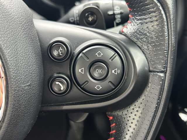 ＭＩＮＩ ミニ クロスオーバー ジョンクーパーワークス 福島県 2018(平30)年 5.5万km ミッドナイト・ブラック・メタリック 4WD/純正ナビゲーション/【BT/USB/AUX】/ヘッドアップディスプレイ/ハーフレザーシート/前席シートヒーター/LEDオートライト/バックカメラ/電動リアゲート/アダプティブクルーズコントロール/アイドリングストップ/パドルシフト/ステアリングリモコン/フロアマット