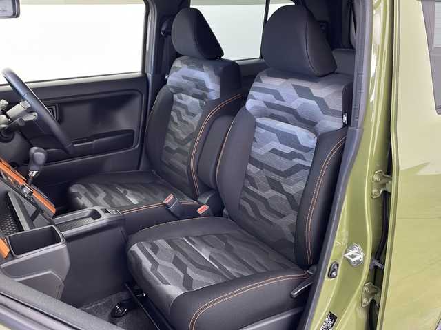 ダイハツ タフト G ターボ 兵庫県 2021(令3)年 0.9万km フォレストカーキメタリック ・社外ナビ/Bluetooth/CD/DVD/TV/・全方位カメラ/・ETC/・前後ドライブレコーダー/・スカイフィールトップ/・前後コーナーセンサー/・アイドリングストップ/・ステアリングスイッチ/・レーダークルーズコントロール/・横滑り防止装置/・盗難防止装置/・スマートアシスト/・LEDオートライト/・オートマチックハイビーム/・純正15インチアルミホイール/・社外フロアマット/・前席シートヒーター/・電動パーキングブレーキ/・保証書/・取扱説明書/・ドアバイザー